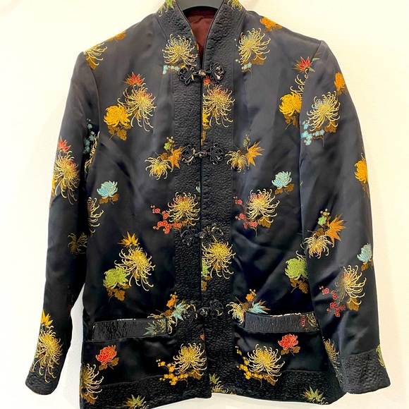 Black embroidered reversible chinoiserie jacket - Picture 4 of 9